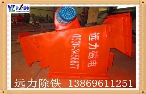 RCYG永磁管道除鐵器,大口徑水泥廠(chǎng)管道專(zhuān)用除鐵器