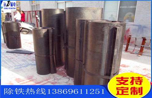 皮帶自卸工永磁除鐵器，廣西皮帶自卸式永磁除鐵器怎么調節_廣西皮帶自卸式永磁除鐵器跑偏原因及如何調_刮板價(jià)格 
