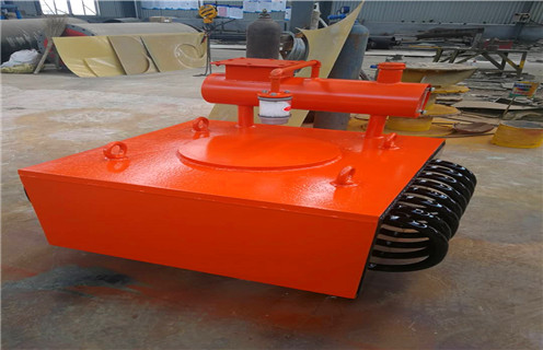 油冷電磁除鐵器，福建自卸油冷式電磁除鐵器RCDF-14廠(chǎng)家供應_技術(shù)參數_寧夏干式懸掛電磁除鐵器工作原理_國家標準生產(chǎn)廠(chǎng)家 