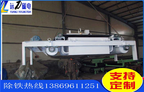 油冷帶式電磁除鐵器，甘肅油冷帶式電磁除鐵器主動(dòng)滾筒RCDF-12廠(chǎng)家服務(wù)_遼寧油冷自卸式電磁除鐵器加多少號油_選型